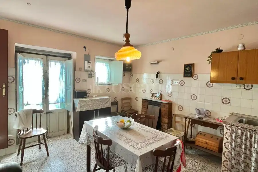 Casa Indipendente in vendita di 80 mq a €43.000 (rif. 88/2026)