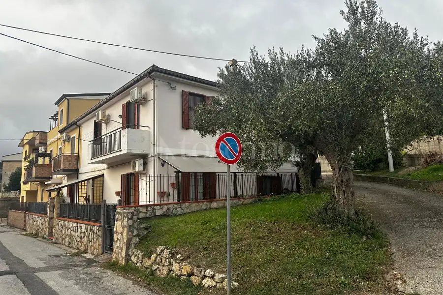 Casa Indipendente in vendita di 250 mq a €250.000 (rif. 92/2026)