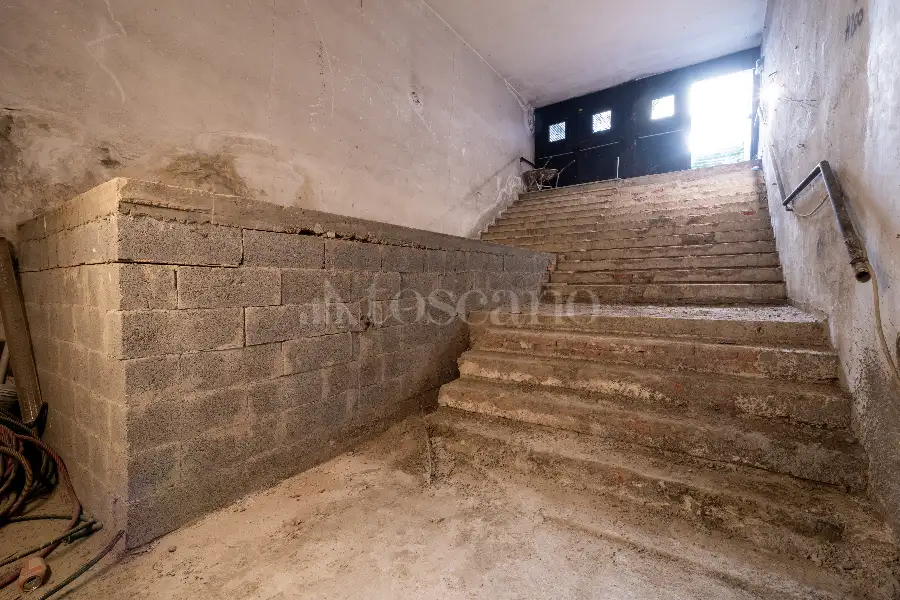 Magazzino in vendita di 1.200 mq a €290.000 (rif. 23/2025)