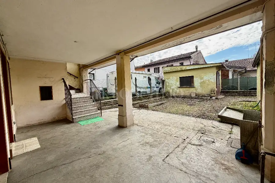 Casa Indipendente in vendita di 130 mq a €195.000 (rif. 6/2026)