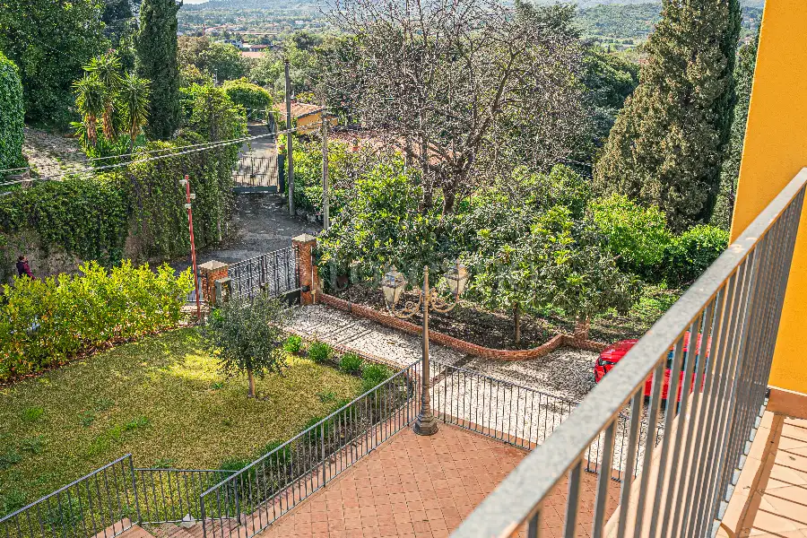 Villa in vendita di 300 mq a €490.000 (rif. 44/2025)