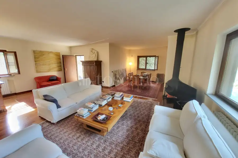 Villa in vendita di 229 mq a €510.000 (rif. 82/2025)