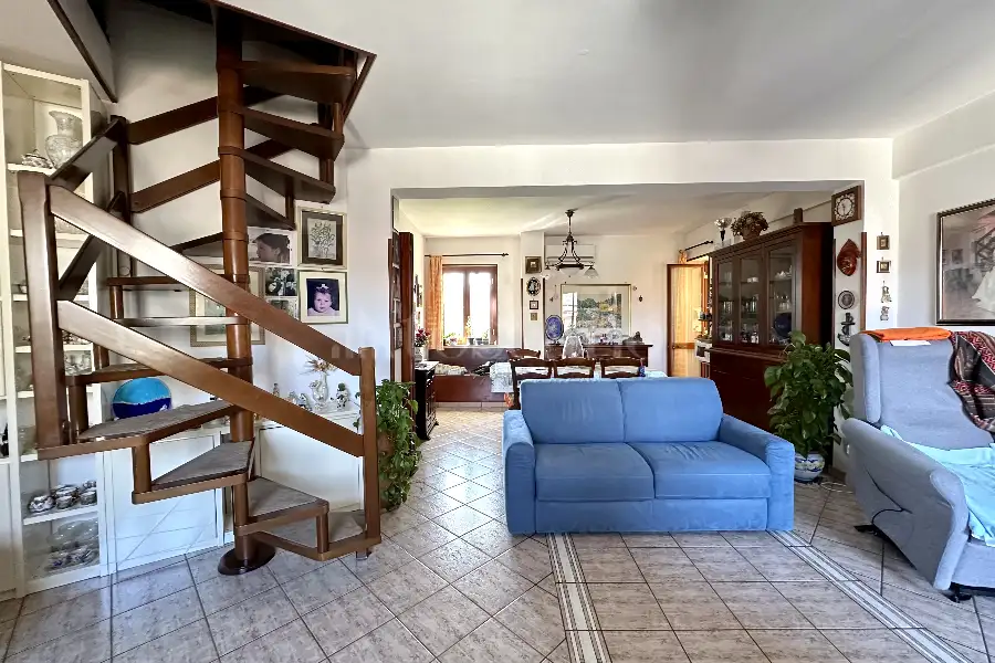 Casa in vendita di 110 mq a €400.000 (rif. 20/2026)