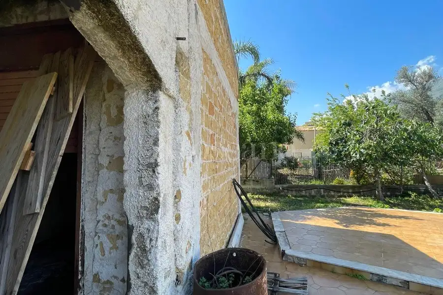 Casa Indipendente in vendita di 135 mq a €140.000 (rif. 22/2026)