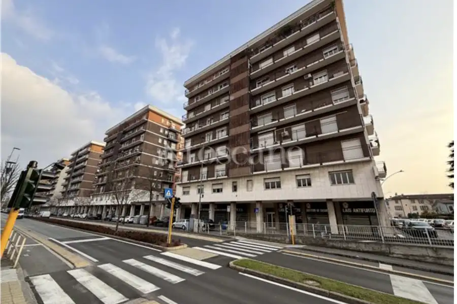 Box in vendita di 12 mq a €40.000 (rif. 11/2026)