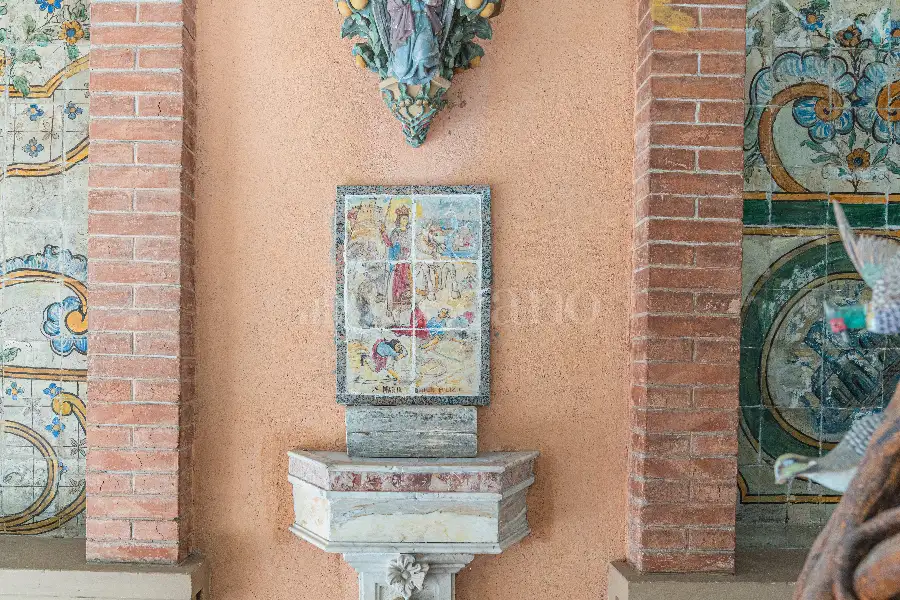 Villa in vendita di 1.200 mq a €4.250.000 (rif. 61/2026)