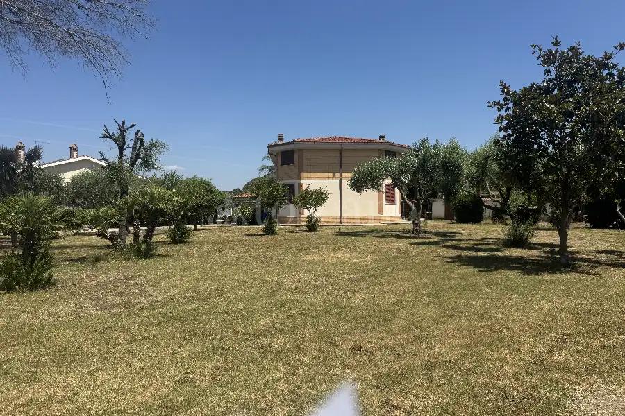 Villa in vendita di 200 mq a €649.000 (rif. 36/2026)