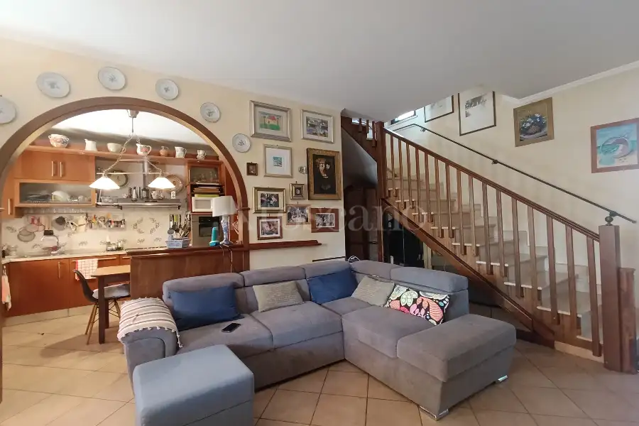 Villa Plurifamiliare in vendita di 110 mq a €229.000 (rif. 30/2026)