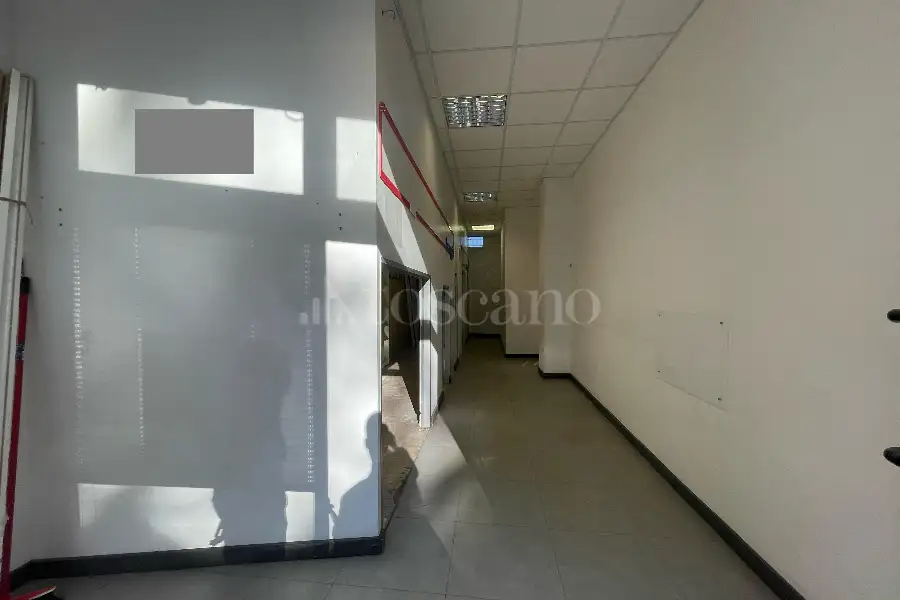 Negozio in affitto di 59 mq a €1.200 (rif. 16/2025)