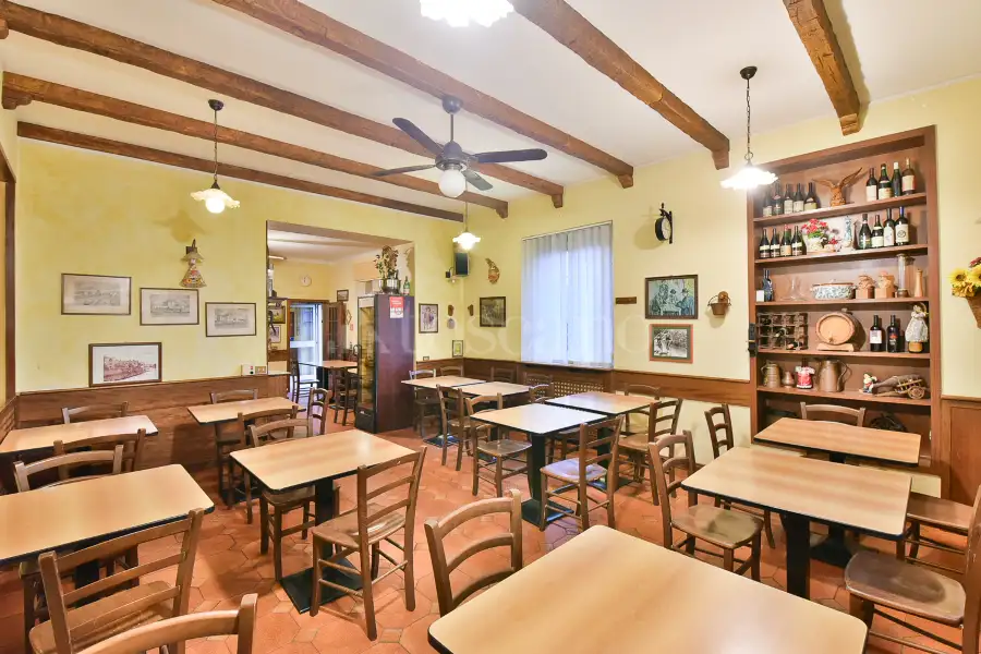 Palazzo in vendita di 300 mq a €355.000 (rif. 31/2024)