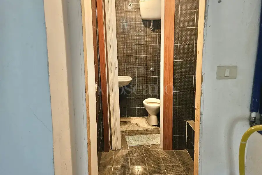 Negozio in affitto di 150 mq a €1.000 (rif. 126/2026)