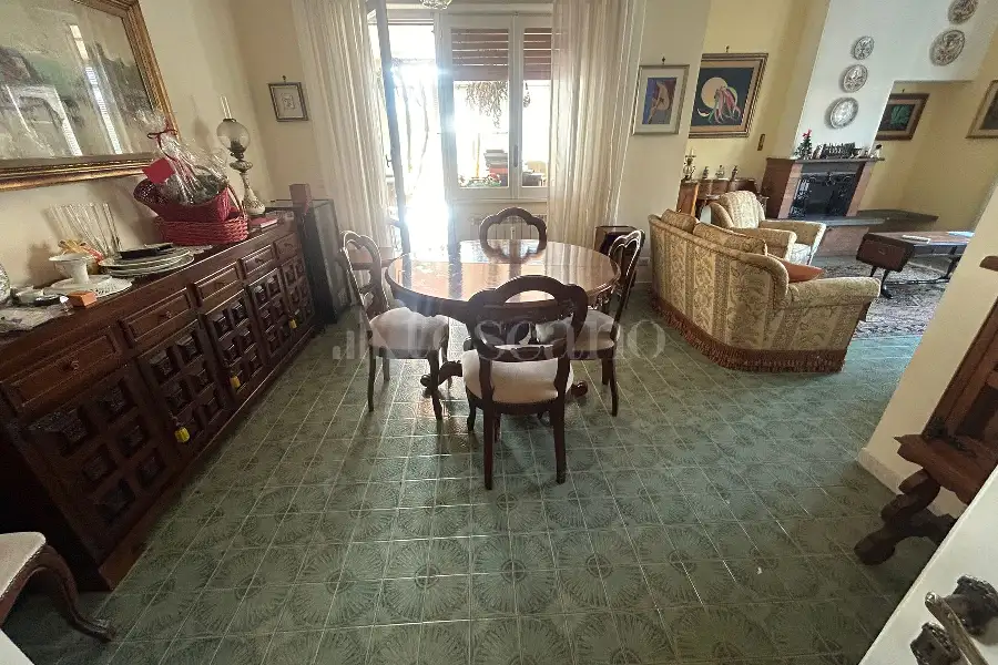 Attico in vendita di 130 mq a €349.000 (rif. 28/2026)