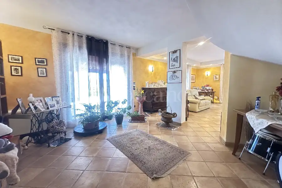 Villa in vendita di 250 mq a €470.000 (rif. 67/2025)