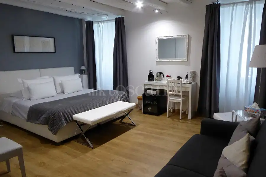Casa Indipendente in vendita di 225 mq a €760.000 (rif. 20/2025)