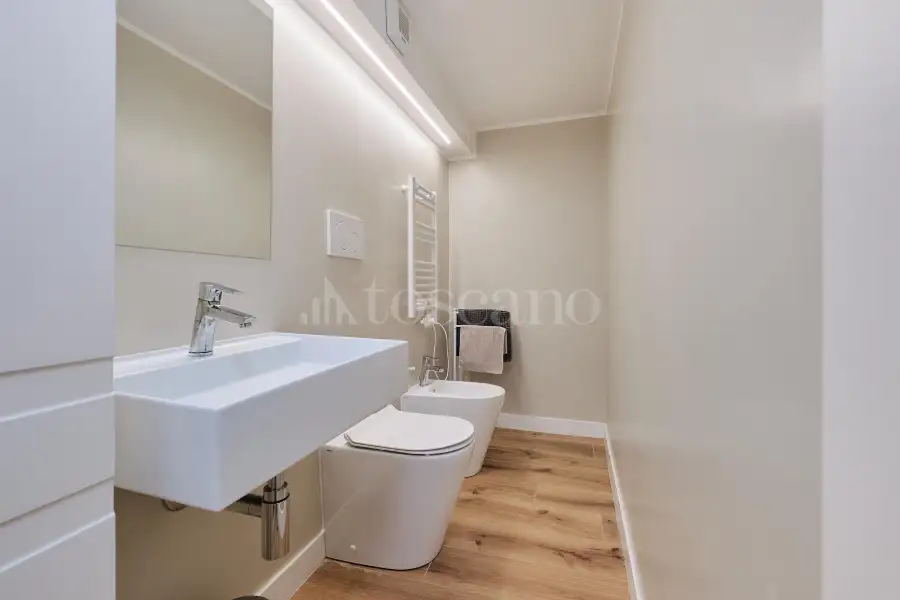 Villa in vendita di 259 mq a €1.100.000 (rif. 2/2026)