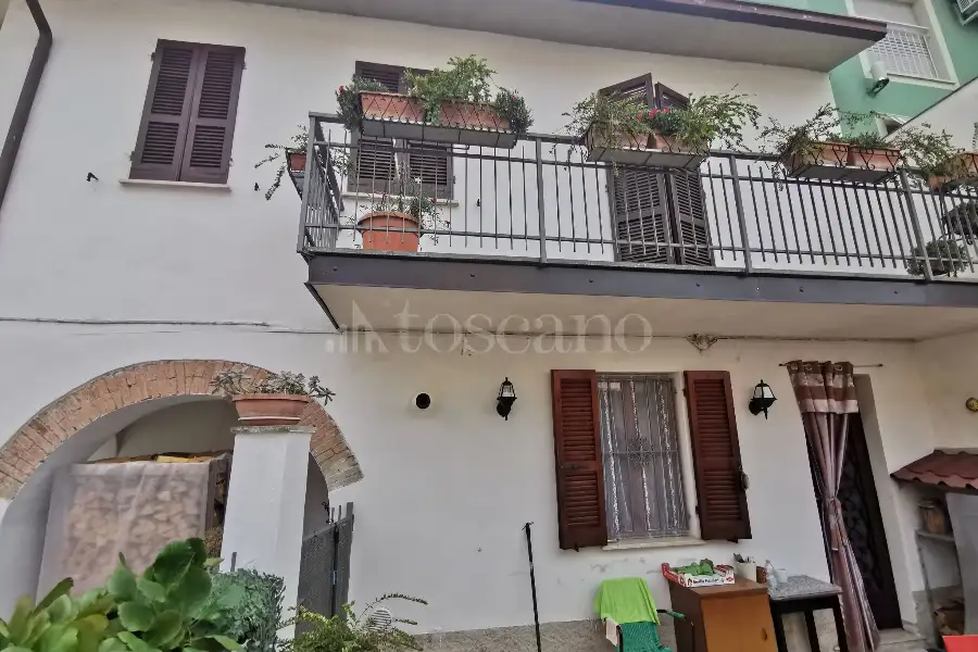 Villino a Schiera in vendita di 90 mq a €80.000 (rif. 24/2026)