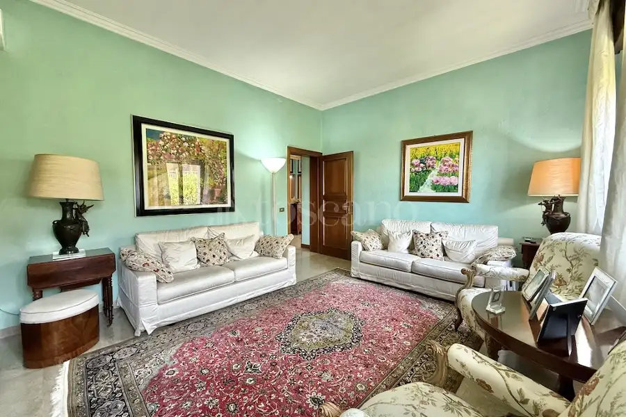 Casa Indipendente in vendita di 200 mq a €490.000 (rif. 31/2026)