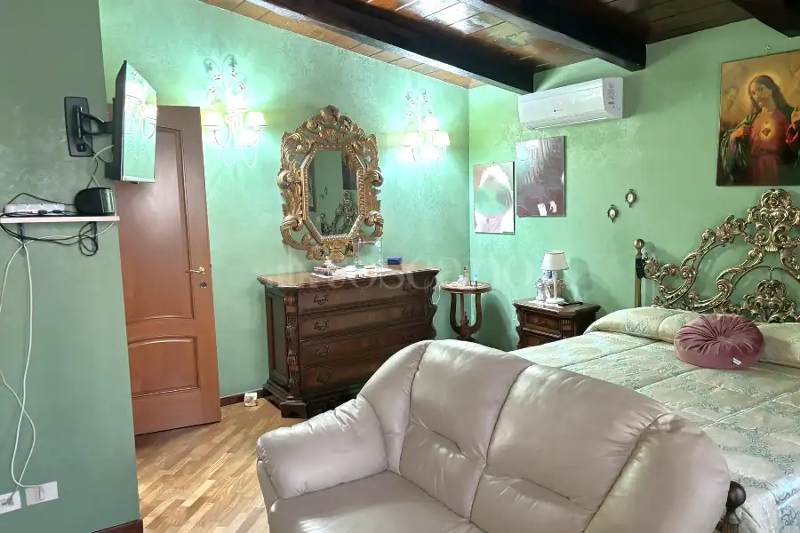 Villa in vendita di 200 mq a €495.000 (rif. 12/2026)