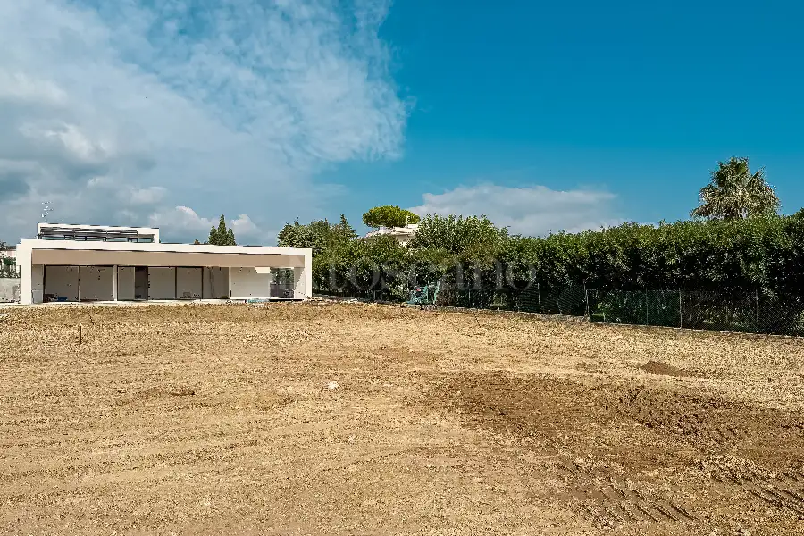 Villa in vendita di 362 mq a €1.695.000 (rif. 14/2025)