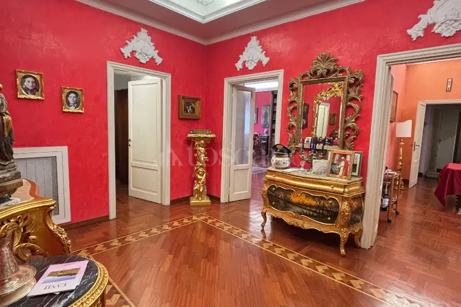 Casa in vendita di 232 mq a €1.099.000 (rif. 43/2025)