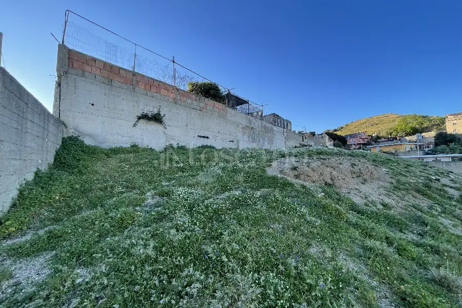 Agricolo in vendita di 1.110 mq a €21.000 (rif. 13/2026)