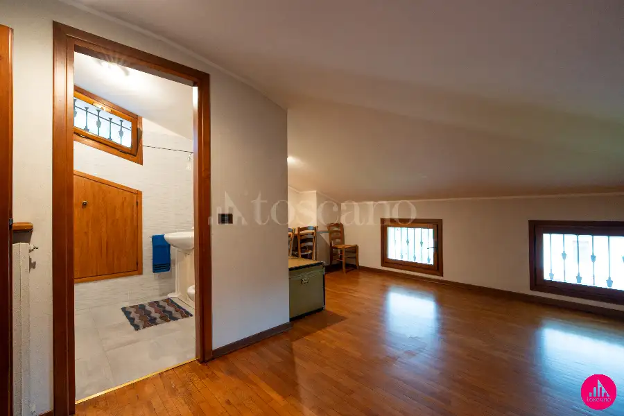 Villino a Schiera in vendita di 228 mq a €395.000 (rif. 177/2026)