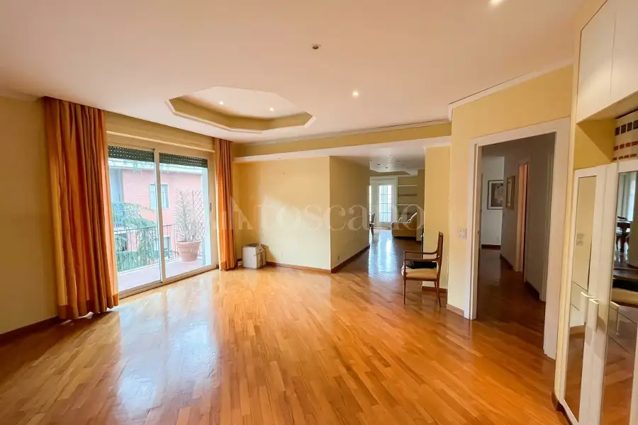 Casa in vendita di 172 mq a €690.000 (rif. 33/2026)