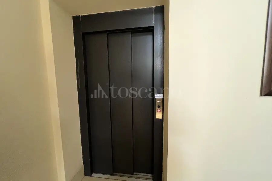 Loft in vendita di 117 mq a €49.000 (rif. 80/2025)