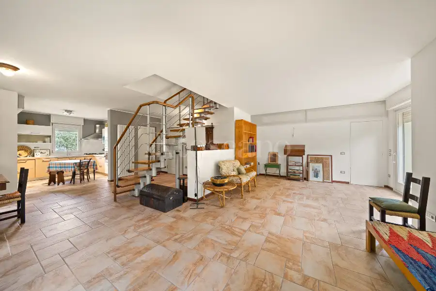 Casa in vendita di 220 mq a €800.000 (rif. 31/2026)