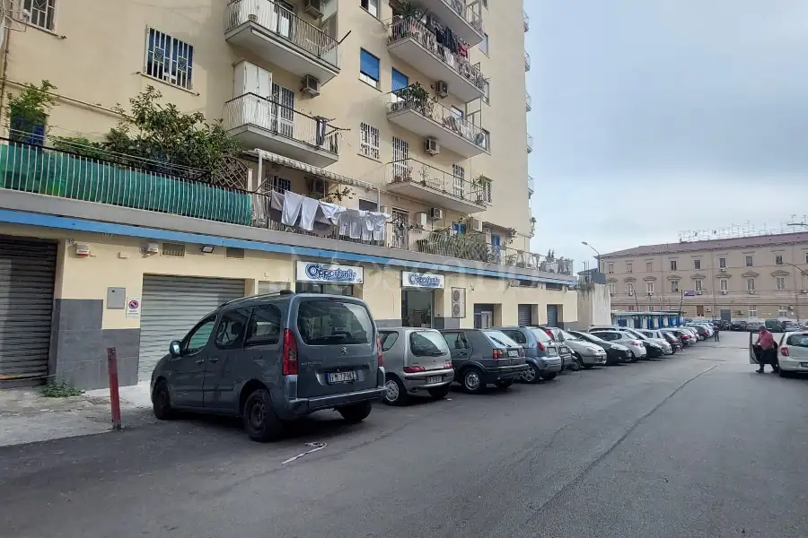 Negozio in vendita di 160 mq a €149.000 (rif. 8/2025)