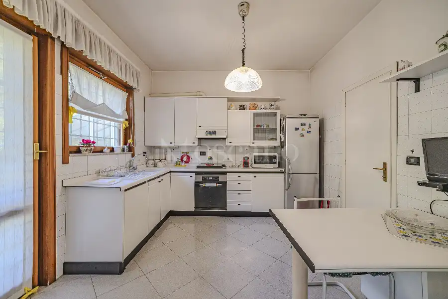 Casa in vendita di 220 mq a €799.000 (rif. 35/2026)