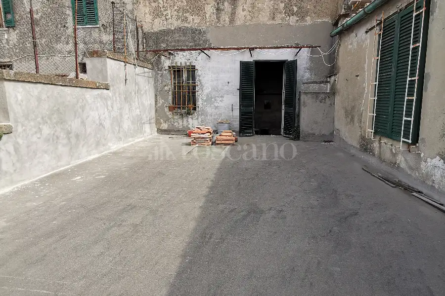 Casa in vendita di 290 mq a €200.000 (rif. 32/2022)