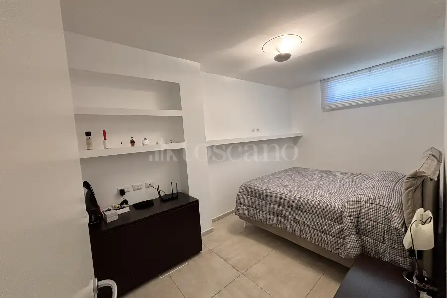 Villa Plurifamiliare in vendita di 250 mq a €1.050.000 (rif. 14/2026)