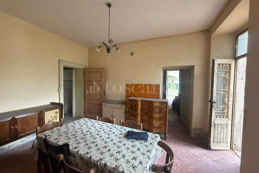 Casa Indipendente in vendita di 200 mq a €115.000 (rif. 25/2025)