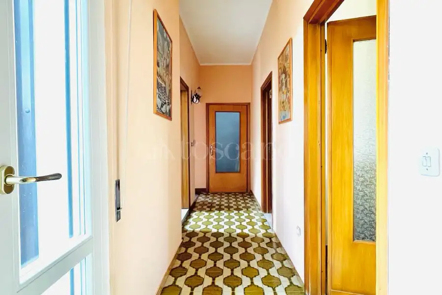 Villa Bifamiliare in vendita di 200 mq a €350.000 (rif. 7/2026)