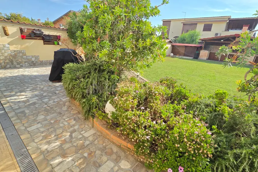 Villa Bifamiliare in vendita di 135 mq a €499.000 (rif. 46/2026)