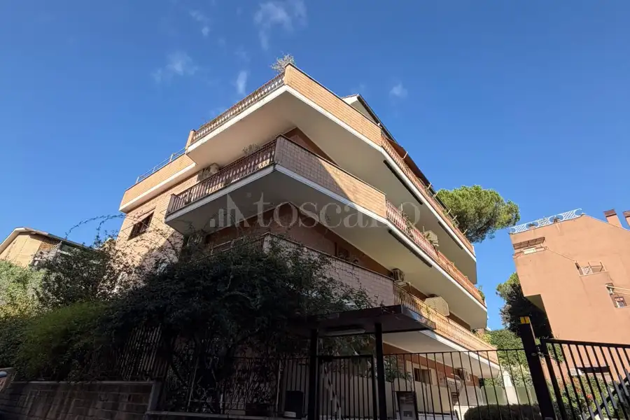 Casa in vendita di 150 mq a €620.000 (rif. 25/2026)