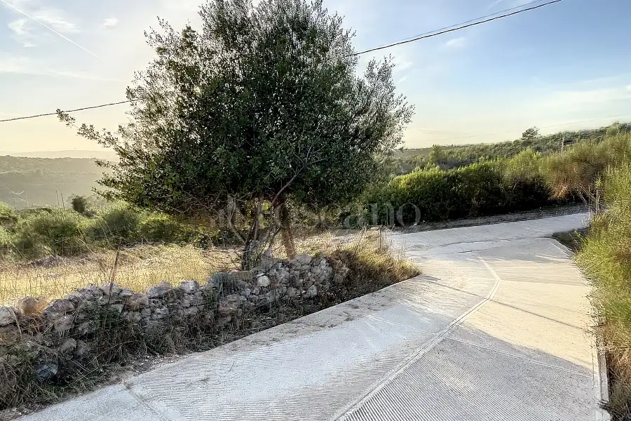 Agricolo in vendita di 2.046 mq a €25.000 (rif. 165/2026)