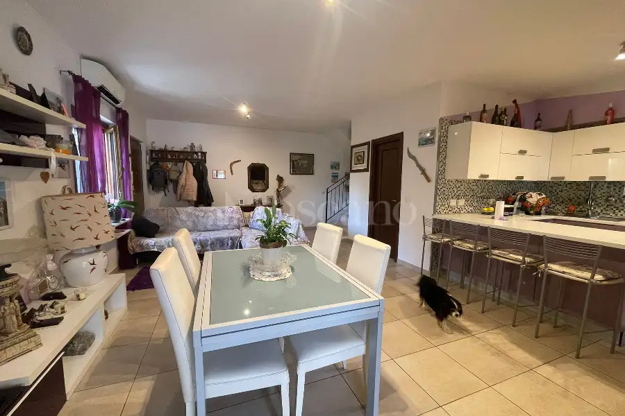 Villa Plurifamiliare in vendita di 160 mq a €359.000 (rif. 9/2026)