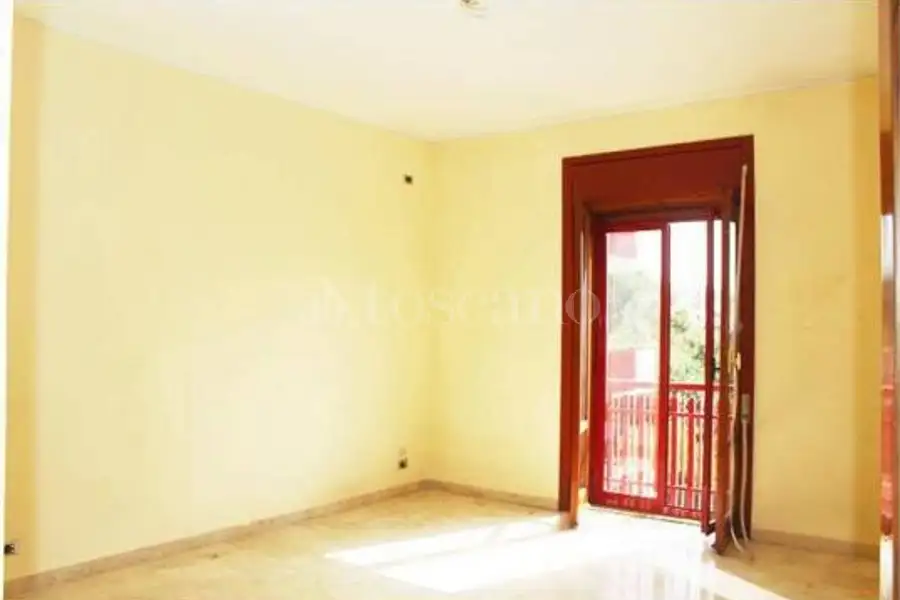 Casa in affitto di 150 mq a €890 (rif. 151/2026)