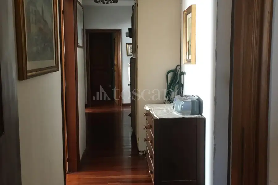 Casa in vendita di 320 mq trattativa riservata (rif. 23/2026)