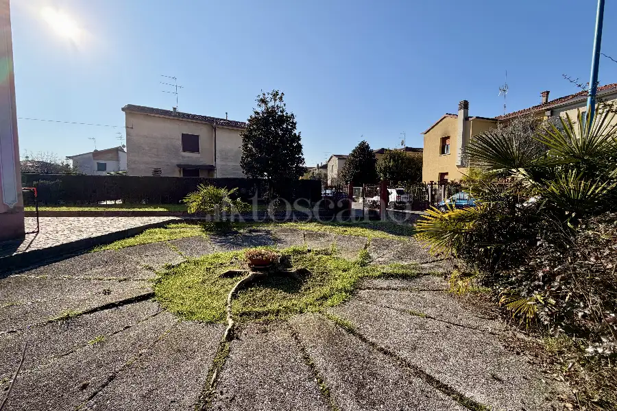 Villa Bifamiliare in vendita di 125 mq a €280.000 (rif. 3/2026)