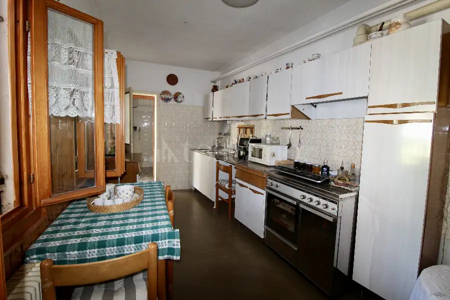 Rustico in vendita di 180 mq a €89.000 (rif. 153/2026)