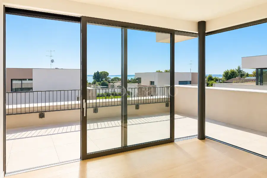Villa in vendita di 292 mq a €1.590.000 (rif. 12/2025)