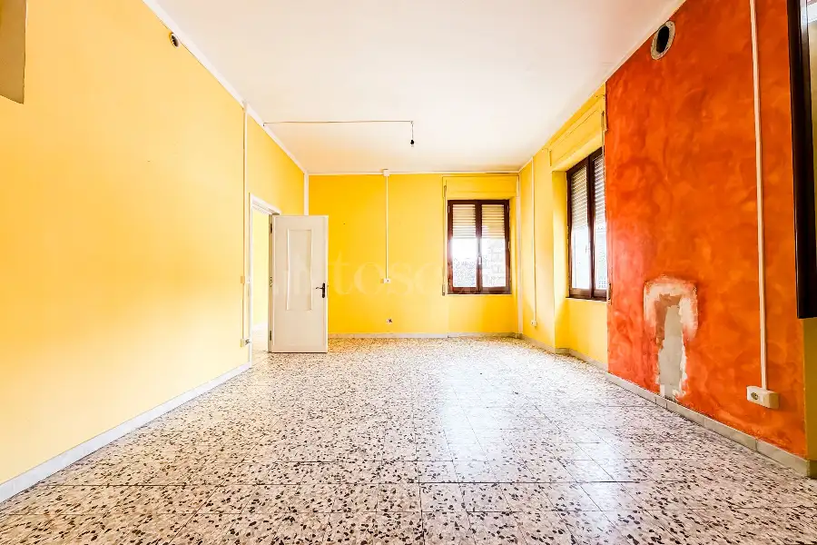 Casa Indipendente in vendita di 200 mq a €125.000 (rif. 23/2026)