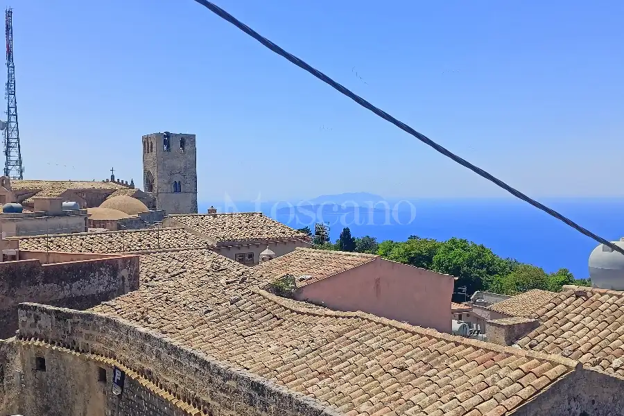 Casa in vendita di 480 mq a €450.000 (rif. 37/2026)