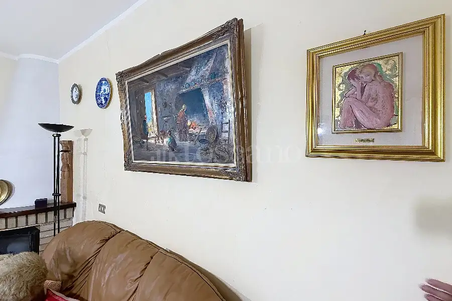 Casa Indipendente in vendita di 235 mq a €244.000 (rif. 83/2026)