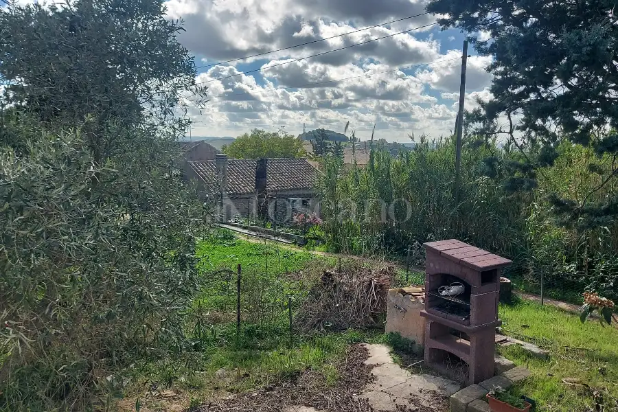 Casa Indipendente in vendita di 205 mq a €65.000 (rif. 12/2026)