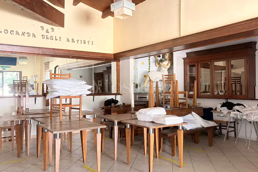 Villa in vendita di 360 mq a €250.000 (rif. 4/2026)