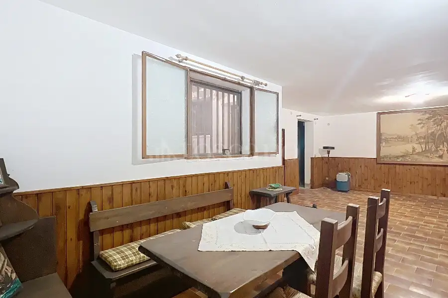 Villa in vendita di 342 mq a €430.000 (rif. 196/2025)